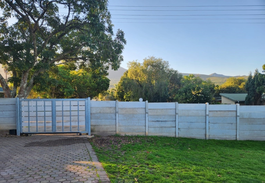 4 Bedroom Property for Sale in Denneoord Western Cape